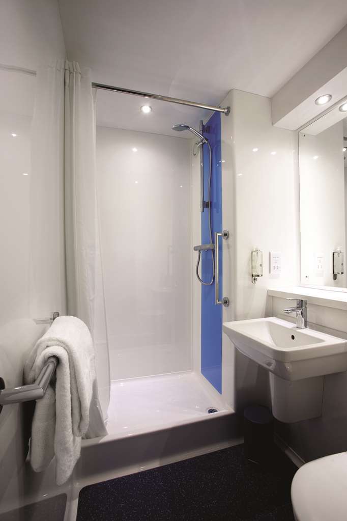 Travelodge Central 레스터 객실 사진