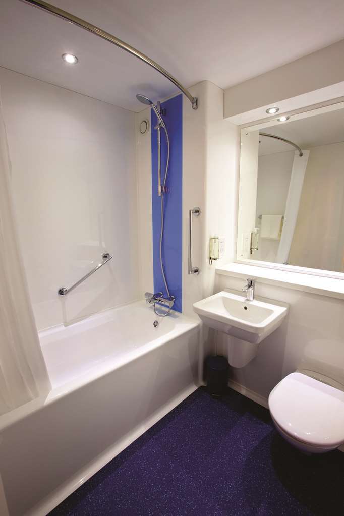 Travelodge Central 레스터 객실 사진
